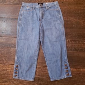 NYDJ capris Size 6